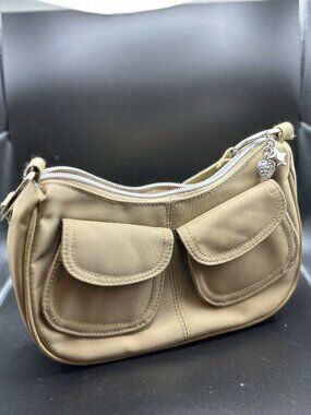 vintage 90s/00s beige nylon baguette-style shoulder bag trendy retro hobo purse